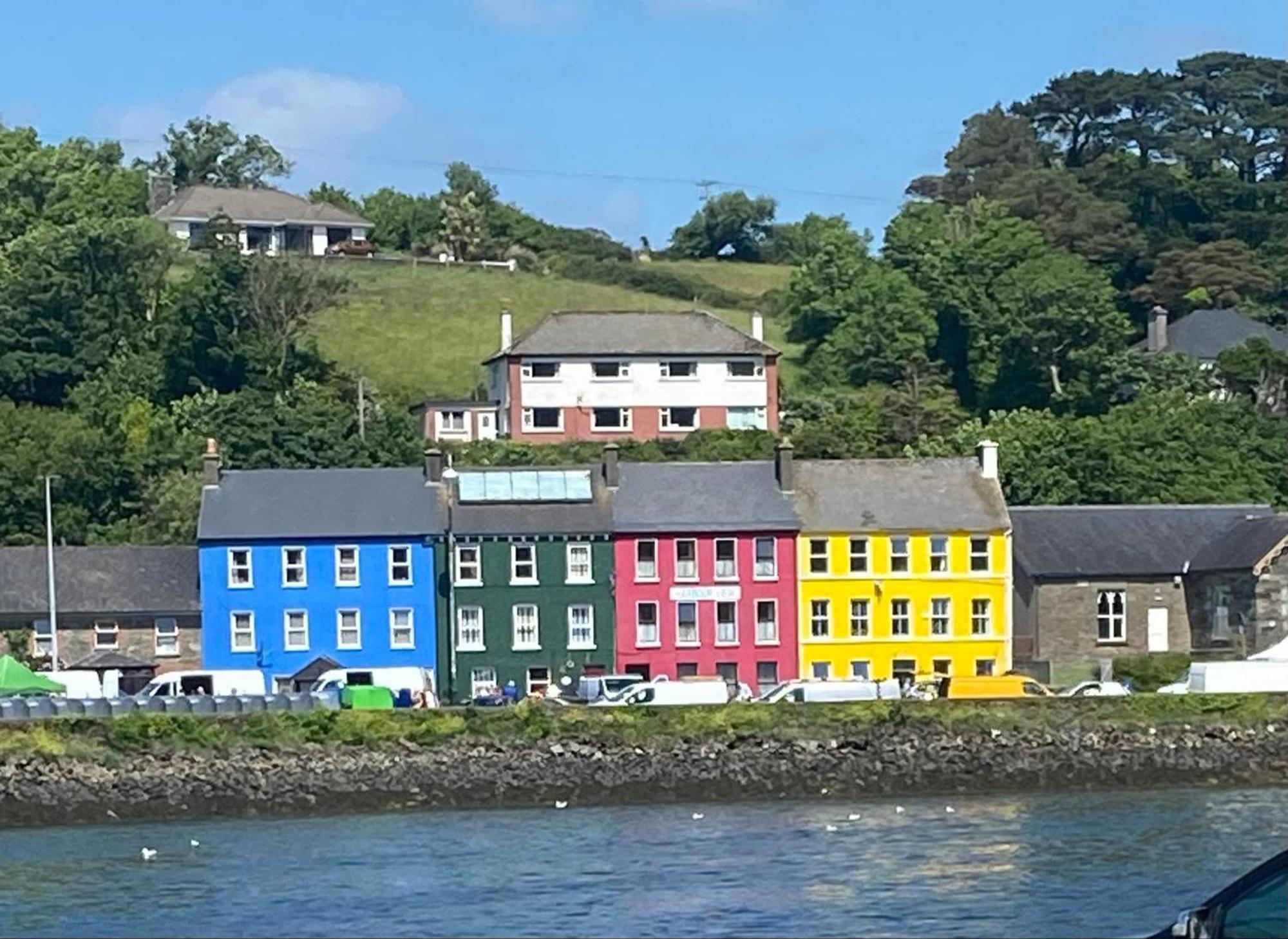 Yellow House Lägenhet Bantry Exteriör bild